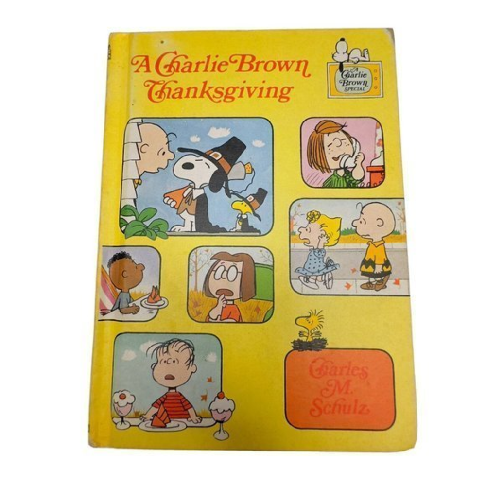 Vintage 1974 A Charlie Brown Thanksgiving by Charles M. Schulz‎ Vintage PB Book